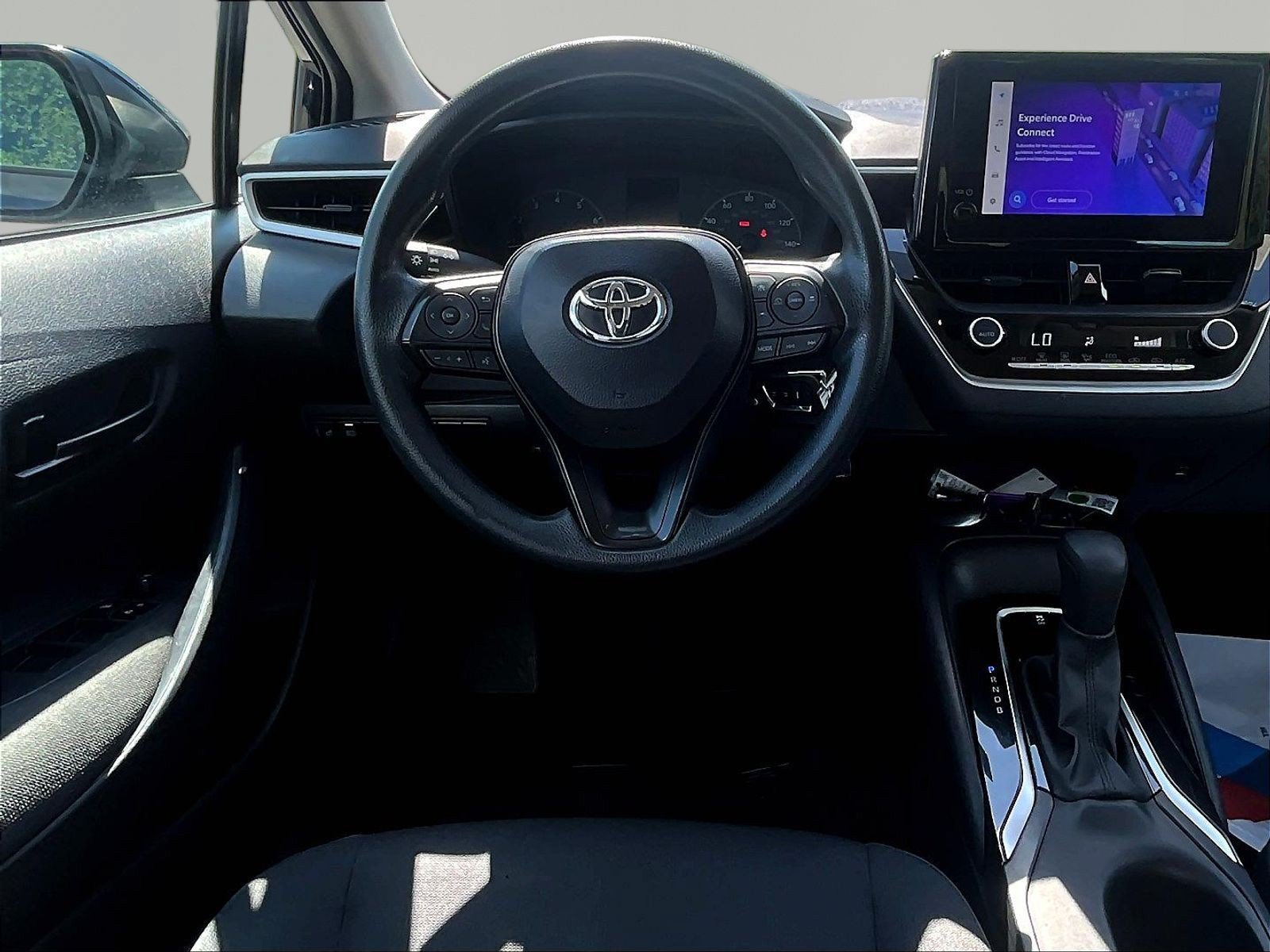 Used 2024 Toyota Corolla LE FWD image 8
