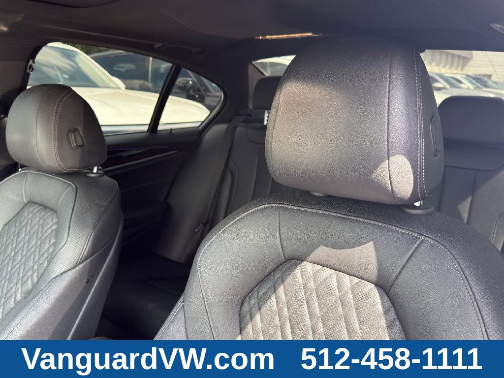 Used 2021 BMW 530i w/ Convenience Package RWD image 13