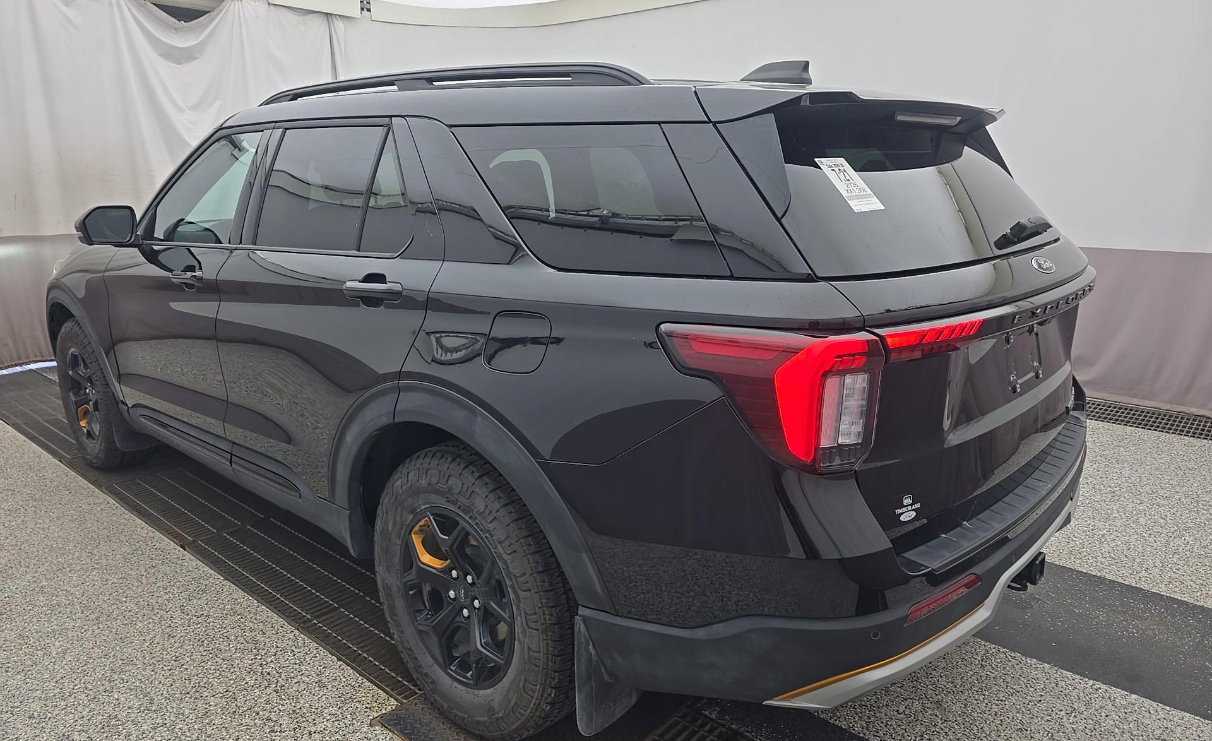 Used 2026 Ford Explorer Tremor w/ Tremor Ultimate Package AWD/4WD image 5