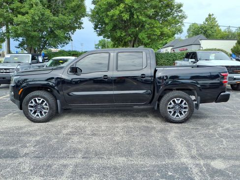 Used 2022 Nissan Frontier SV AWD/4WD image 5