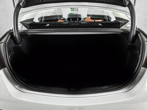 Used 2026 Mercedes-Benz C 300 4MATIC Sedan image 6
