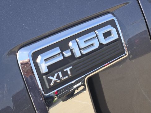 Used 2023 Ford F150 XLT AWD/4WD image 12