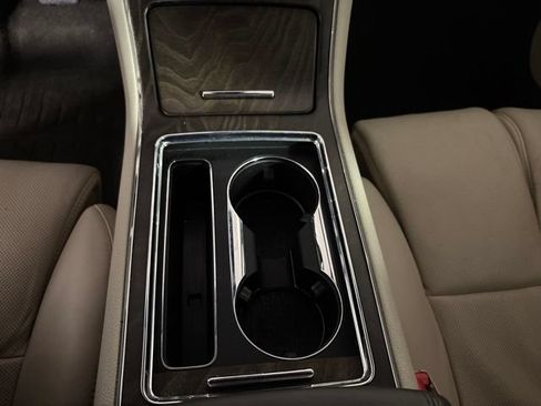 Used 2019 Lincoln Continental Reserve AWD/4WD image 40