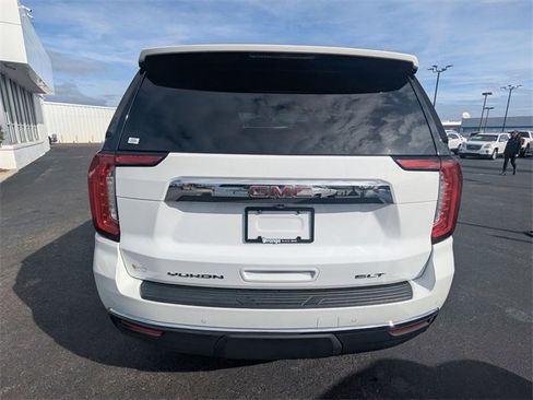 Used 2021 GMC Yukon SLT w/ SLT Premium Package image 5