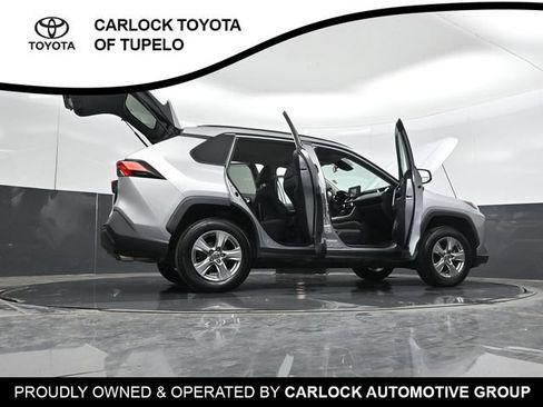 Used 2022 Toyota RAV4 XLE AWD/4WD image 44