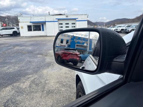 Used 2019 Ford Edge SE w/ SE Fleet Driver's Package image 11