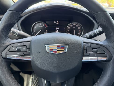 Certified 2023 Cadillac XT4 Sport FWD image 29