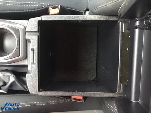 Used 2023 Toyota Tacoma TRD Off-Road image 37