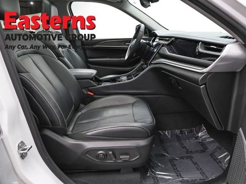Used 2022 Jeep Grand Cherokee Limited 4xe AWD/4WD image 29