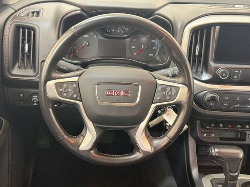 Used 2020 GMC Canyon SLT w/ Driver Alert Package AWD/4WD image 16