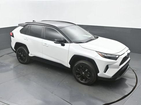 Used 2023 Toyota RAV4 XSE w/ XSE Grade Weather Package AWD/4WD image 30