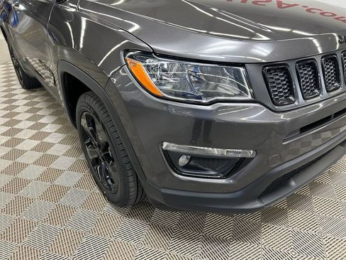 Used 2021 Jeep Compass Latitude AWD/4WD image 3