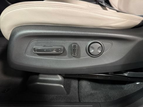 Used 2024 Honda CR-V EX-L image 19