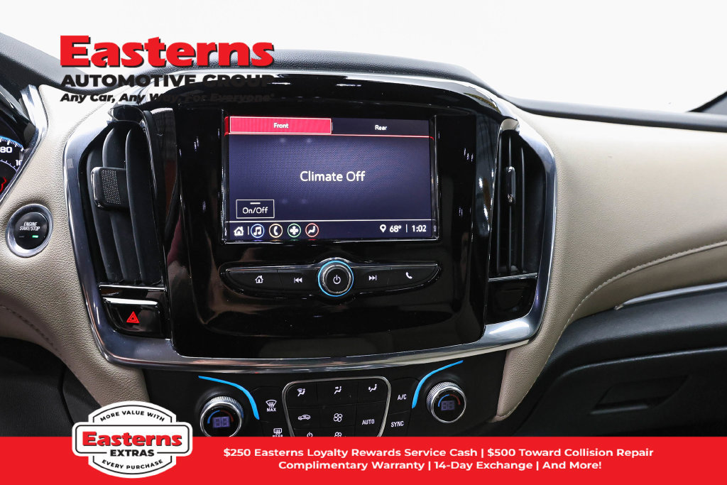 Used 2023 Chevrolet Traverse LS FWD image 12