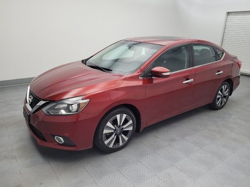 Used 2019 Nissan Sentra SL FWD image 2