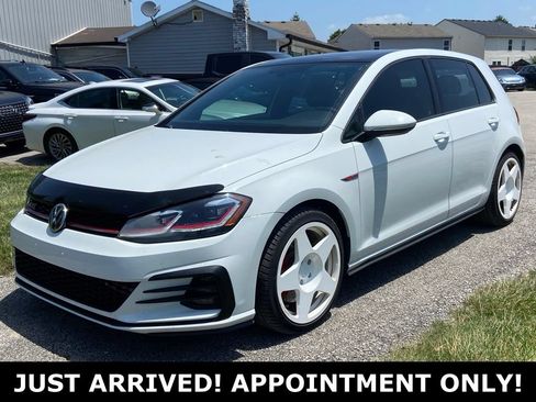 Used 2018 Volkswagen GTI SE FWD image 1