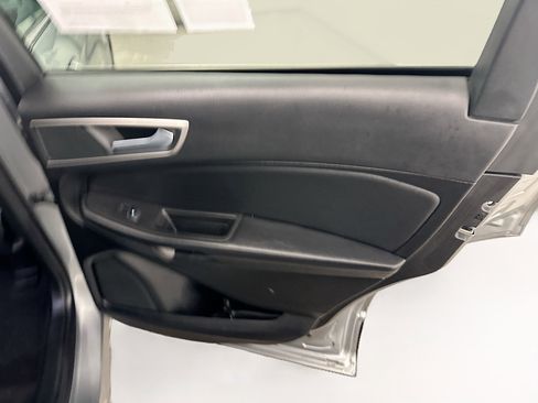 Used 2024 Ford Edge SEL AWD/4WD image 30
