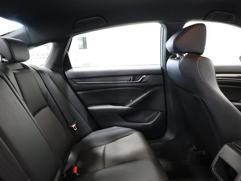 Used 2019 Honda Accord Sport image 17
