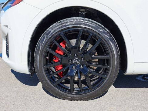 Used 2022 Maserati Levante Modena image 35