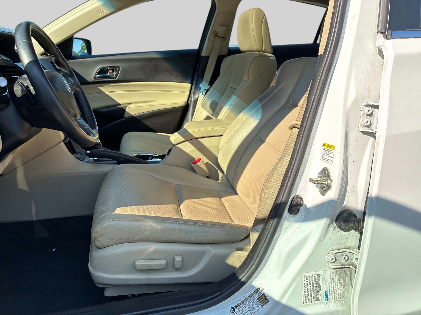 Used 2014 Acura ILX w/ Technology Package FWD image 21
