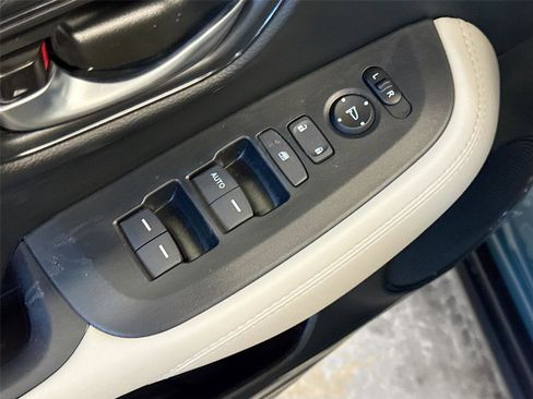 New 2026 Honda HR-V LX image 20