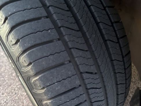 Used 2019 INFINITI QX60 Luxe w/ Limited Package image 2