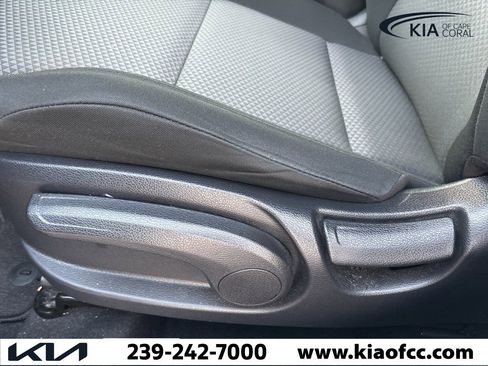 Certified 2023 Kia Soul LX w/ Option Group 015 image 16