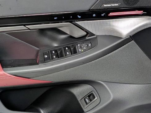 Used 2025 BMW 530i 530i w/ M Sport Package image 13