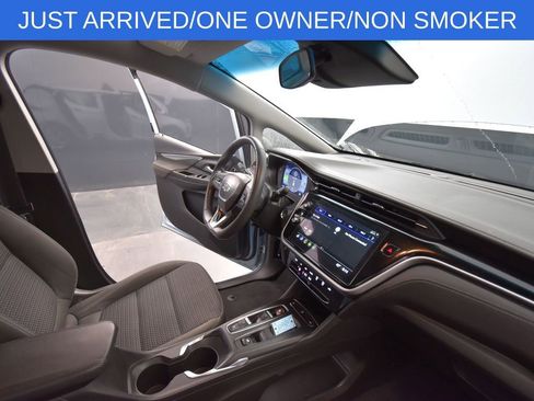 Used 2023 Chevrolet Bolt LT image 18