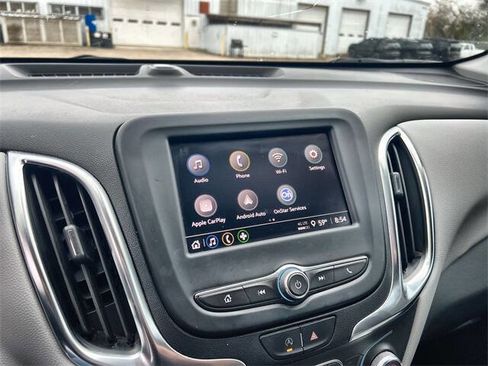 Used 2022 Chevrolet Equinox LS w/ LS Convenience Package image 13