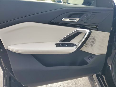 New 2026 BMW X1 xDrive28i w/ Technology Package image 18