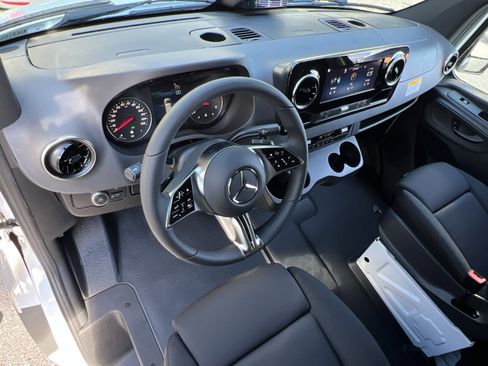 New 2026 Mercedes-Benz Sprinter 3500 image 21