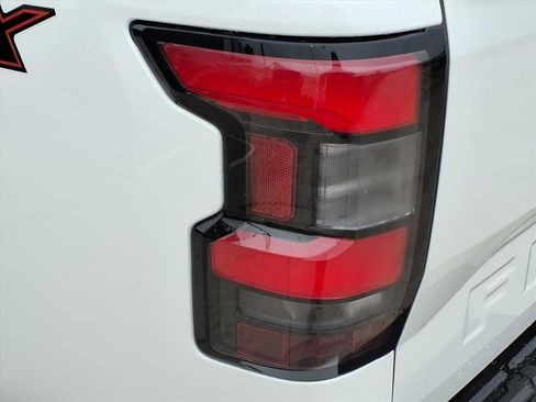 Used 2023 Nissan Frontier Pro-X w/ Technology Package RWD image 12