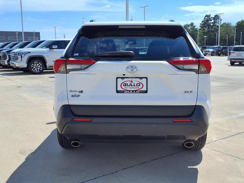 Certified 2025 Toyota RAV4 XLE FWD image 7