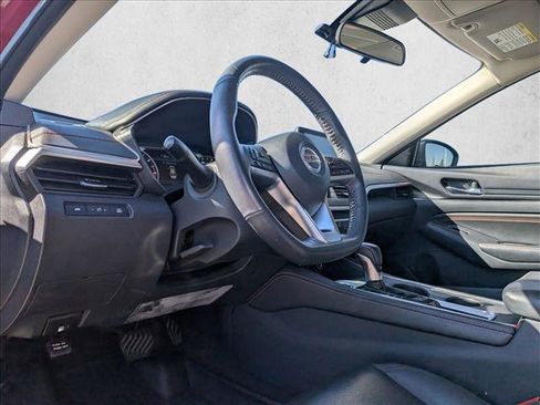 Used 2022 Nissan Altima 2.5 SR image 10