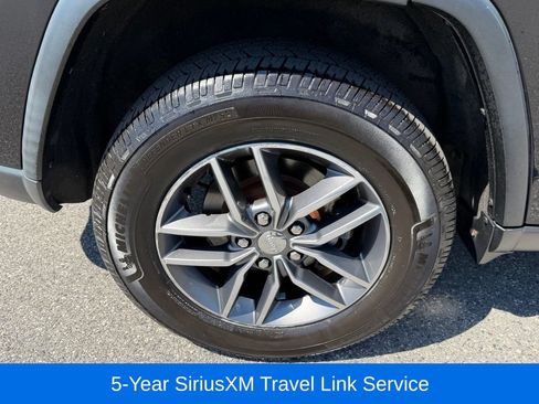 Certified 2017 Jeep Grand Cherokee Limited AWD/4WD image 15