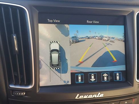 Used 2019 Maserati Levante image 26