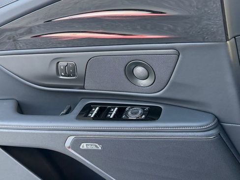 New 2026 Lincoln Nautilus Premier w/ Equipment Group 102A AWD/4WD image 21