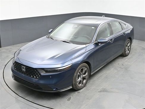 Used 2025 Honda Accord EX-L image 15