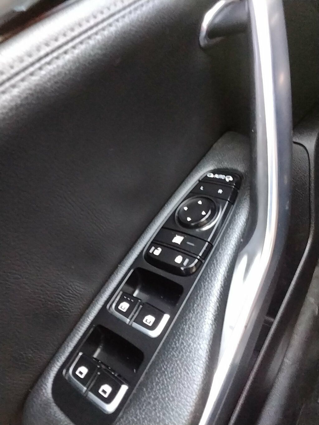 Used 2019 Kia Stinger AWD/4WD image 29