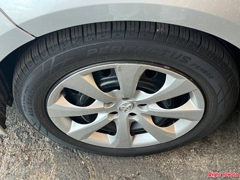 Certified 2025 Toyota Corolla LE FWD image 8