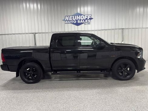 Used 2016 RAM 1500 Express w/ Black Ram 1500 Express Group AWD/4WD image 1