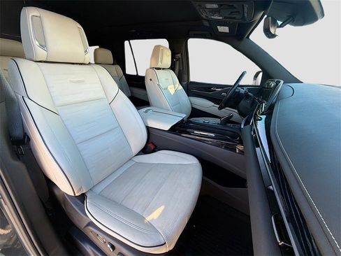 Used 2021 Cadillac Escalade Sport image 16