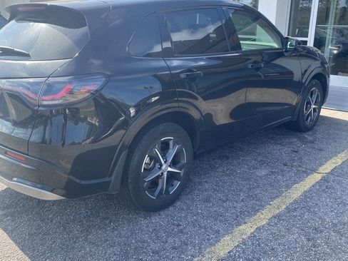 Used 2024 Honda HR-V EX-L image 3