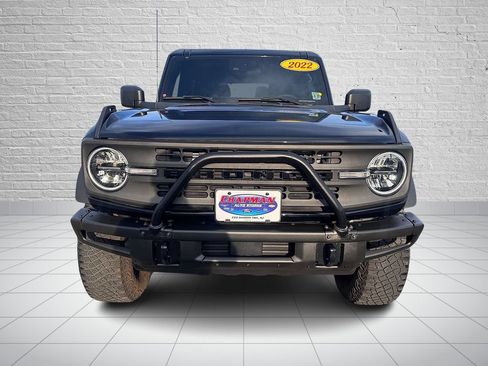 Used 2022 Ford Bronco 2-Door w/ Sasquatch Package AWD/4WD image 3