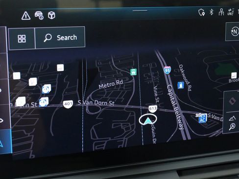 Used 2024 Audi Q5 e Premium Plus w/ Premium Plus Package image 57