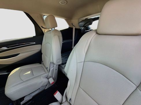 Used 2020 Buick Enclave Essence w/ Sound and Sites Package FWD image 12