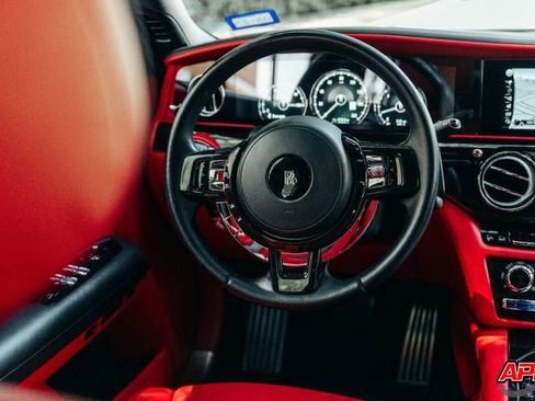 Used 2022 Rolls-Royce Ghost w/ Ghost Package image 8