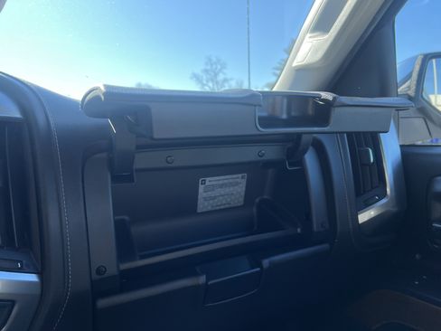 Used 2018 Chevrolet Silverado 1500 LTZ w/ Sport Package image 28