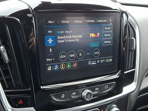 Used 2023 Chevrolet Traverse LT w/ LT Premium Package image 19